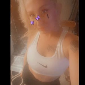 Meet your Posher, Robyn